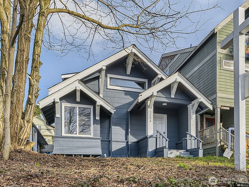 2nd image of 5242 11 Avenue NE