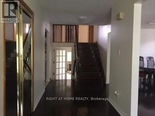 9 Chalet Rd — Photo 2