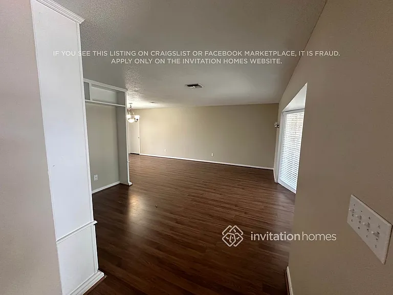 2354 Markingham Rd — Photo 3