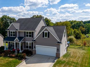 5548 Seney Cir N, Hamburg, MI 48139