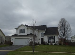 1195 Baltic Mill Dr, Belvidere, IL 61008