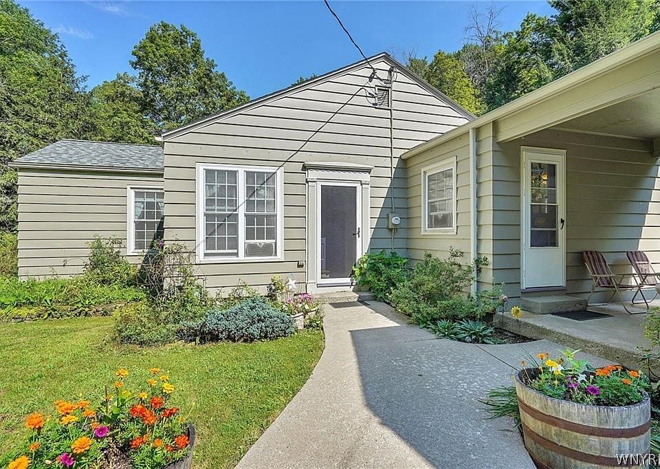 1st image of 2834 Miller Rd