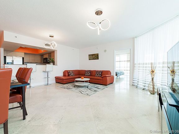 4th image of 16699 Collins Ave APT 4007