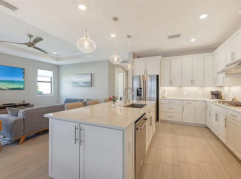 7675 Summerland Cv — Photo 11