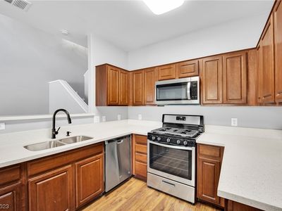 10438 Gold Shadow Ave, Las Vegas, NV, 89129