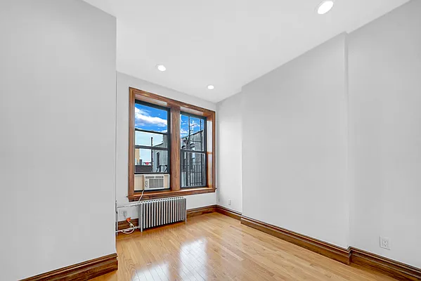 Rented by Compass | media 5