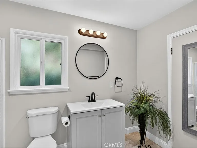 610 E Fairview Blvd #3/4 — Photo 7