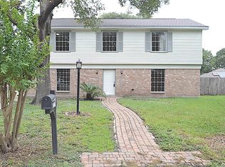 7239 Ridge Oak Dr, Houston, TX 77088