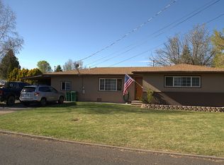 3915 Barry Ave, Klamath Falls, OR 97603