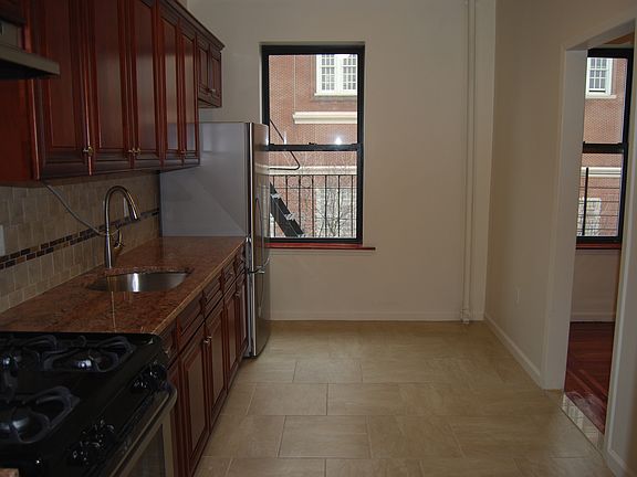 3rd image of 2067 38th St APT C1