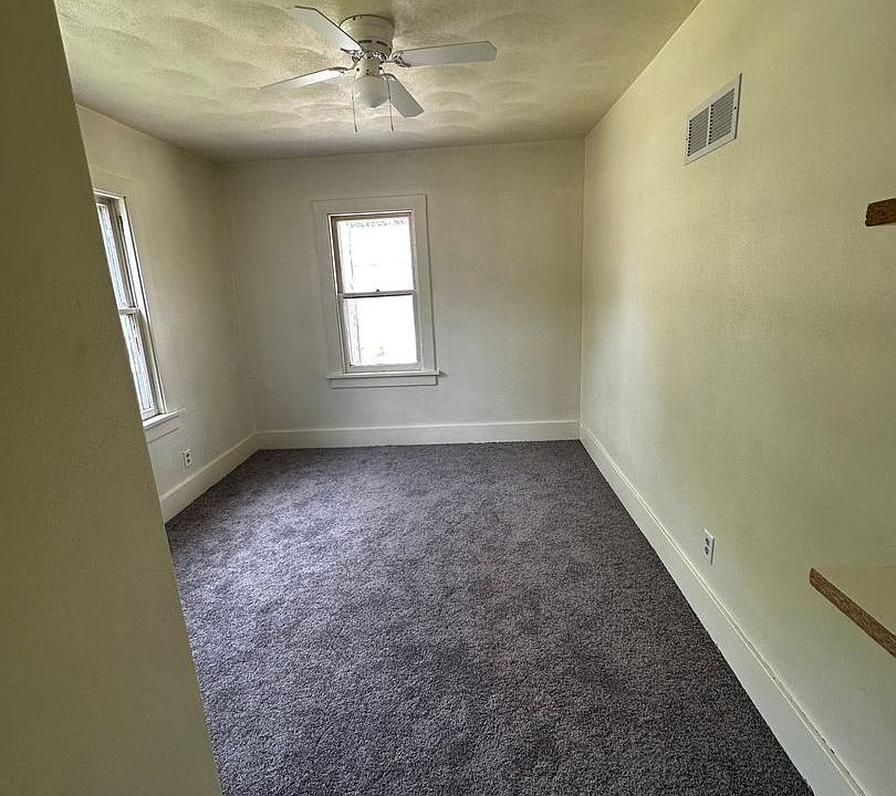 1st image of 403 S Jackson St #1