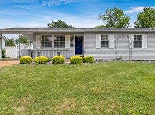 995 Sherman Ln, Florissant, MO