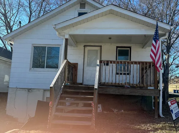 1318 Monroe St, Jefferson City, MO 65101