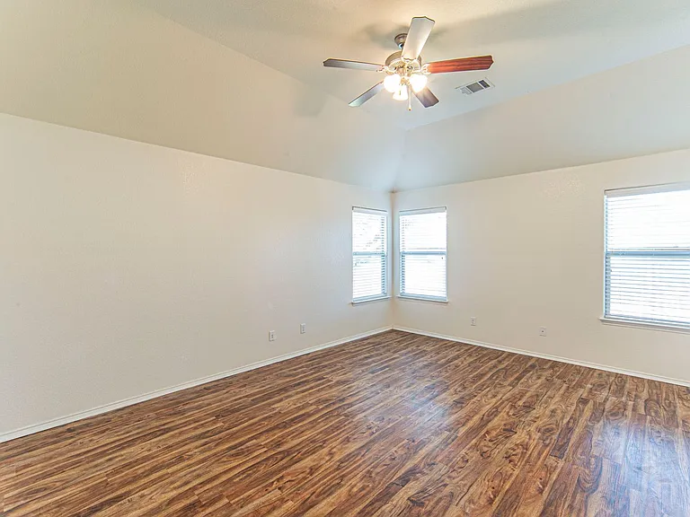 8036 Branch Hollow Trl — Photo 9
