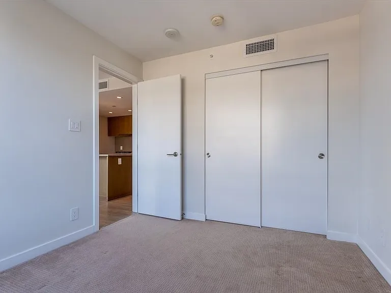 125 E 14th St #709 — Photo 11