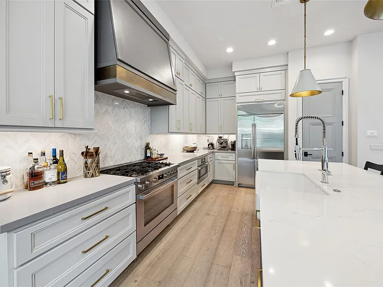 110 Wellington Row Rd — Photo 7