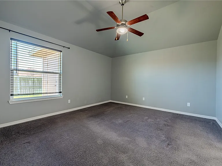 7433 Kolda Dr — Photo 13