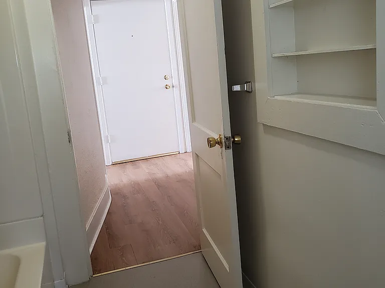 4945 NE Grand Ave #3 — Photo 14