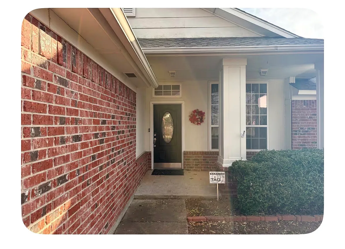 Building Photo - 2828 Sandstone Dr