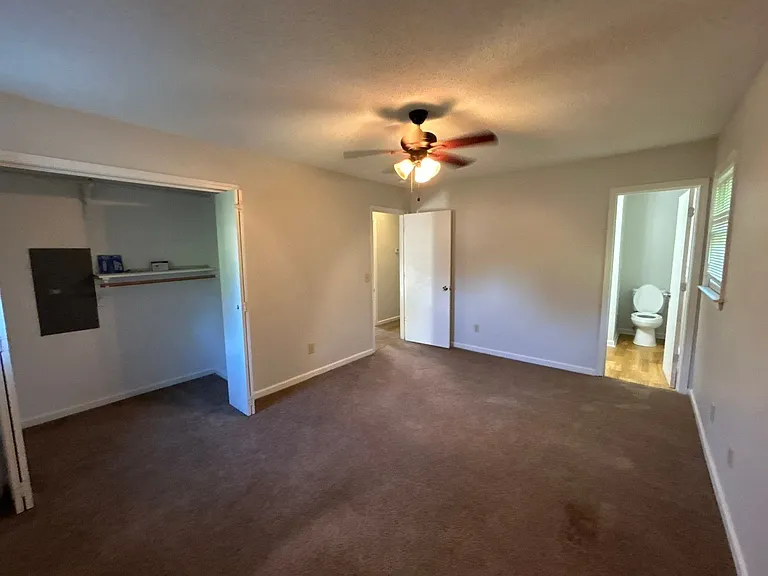 5722 Whisperwood Dr — Photo 13