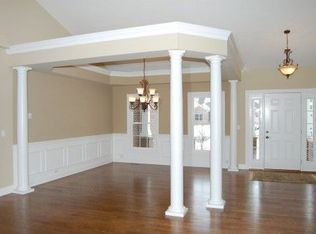 312 Quinlan Ave, Dekalb, IL 60115