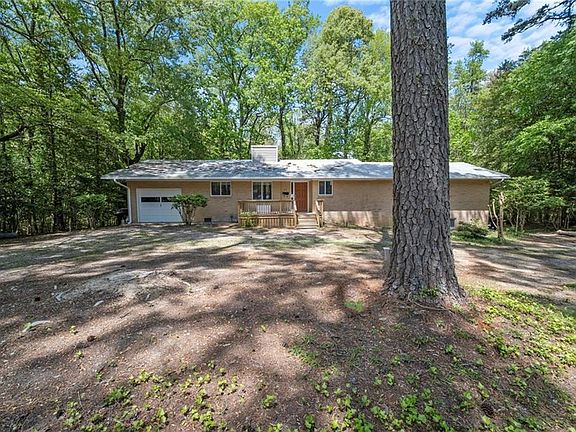 2nd image of 400 Woodroof Rd