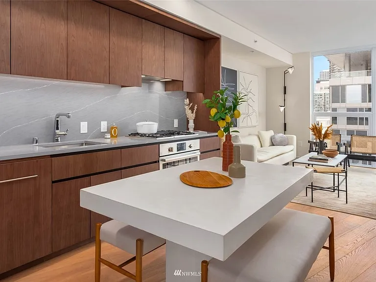 121 Stewart St #1002 — Photo 7