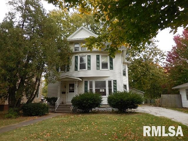 1st image of 587 N Academy St