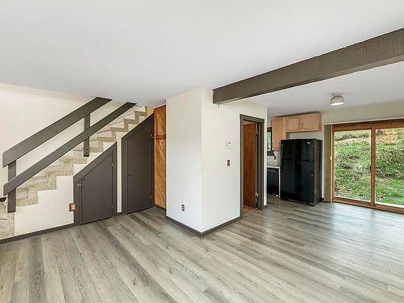 4th image of 22 Castle Road #2