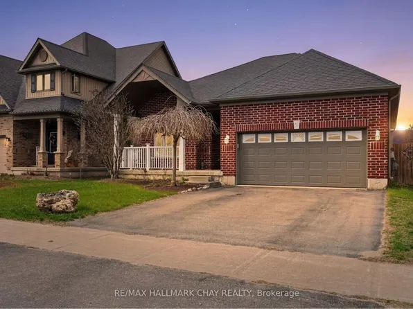 60 Brownley Ln, Essa, ON L3W 0P9