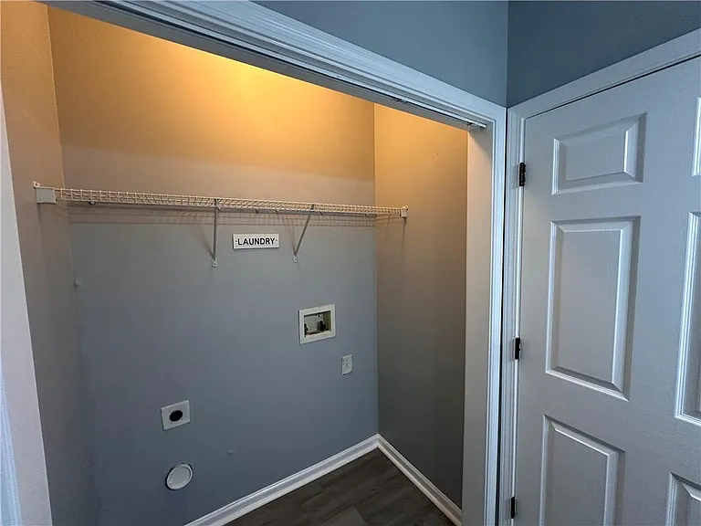 2025 Austin Park Cir — Photo 15