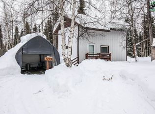 3660 Redstone Rd, North Pole, AK 99705