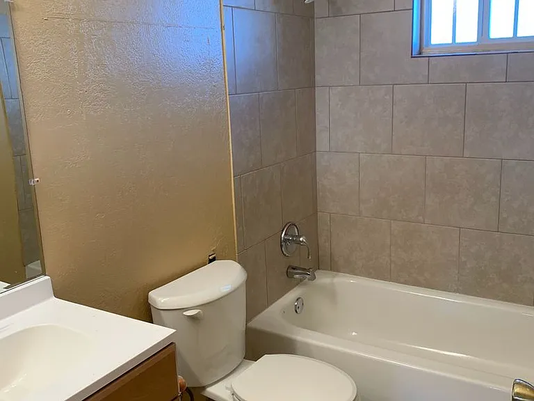 7107 N 53rd Ave — Photo 6
