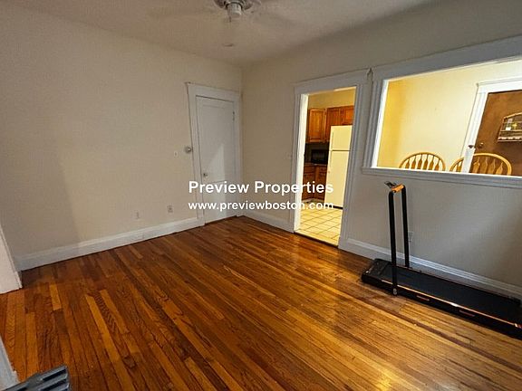 2nd image of 240 Kelton St APT 3P