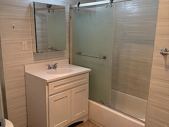 2nd image of 51-25 Queens Blvd #5A
