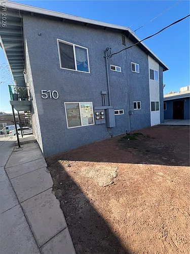 510 McKellar Cir #1 Photo 1