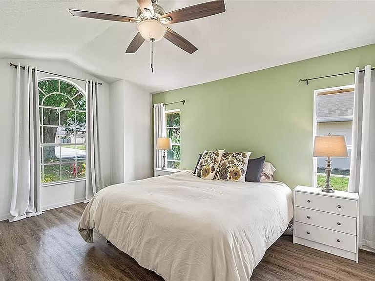 1st image of 1547 Spring Ridge Cir