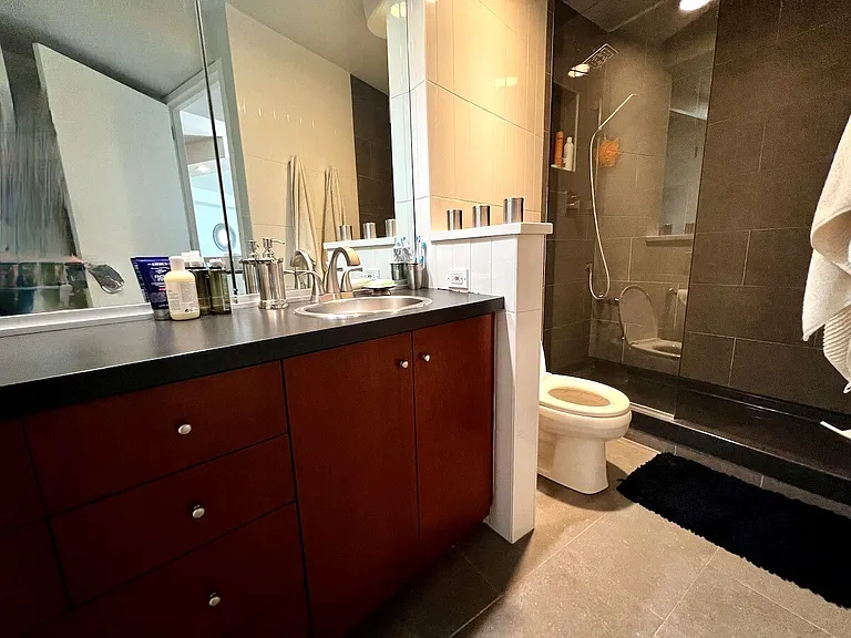 300 N State St #4210 — Photo 9