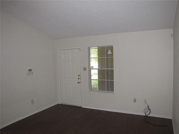 3rd image of 12001 Arrowwood Dr #A