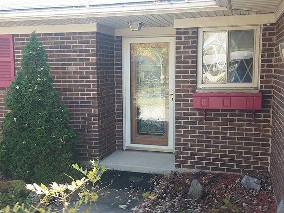 4th image of 7612 Mark Ave