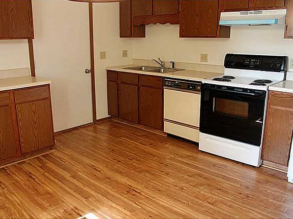 3rd image of 3055 Argonne Ln N #3055