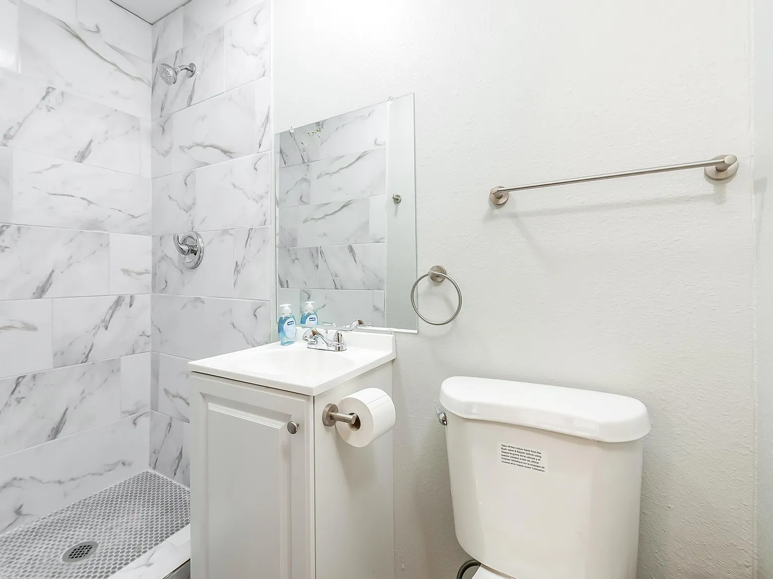 4 bed, 5.0 bath, 1308 sqft, $650 — Photo 3