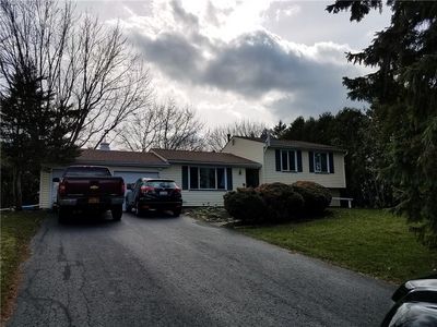 1669 Erie Station Rd, Henrietta, NY, 14467