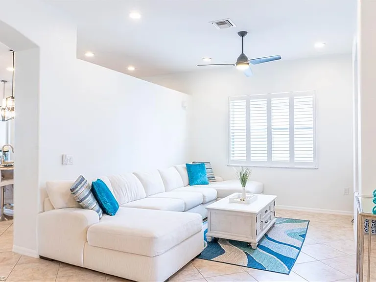 14059 Mirror Ct — Photo 7