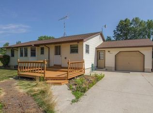 3012 Grant St, Coleman, MI 48618