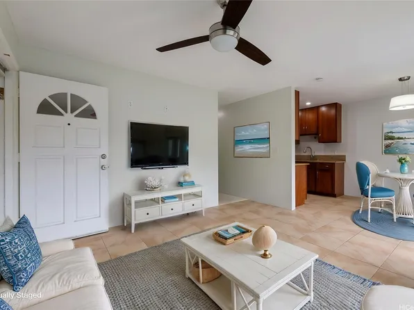 46-1062 Emepela Way APT 8S, Kaneohe, HI 96744