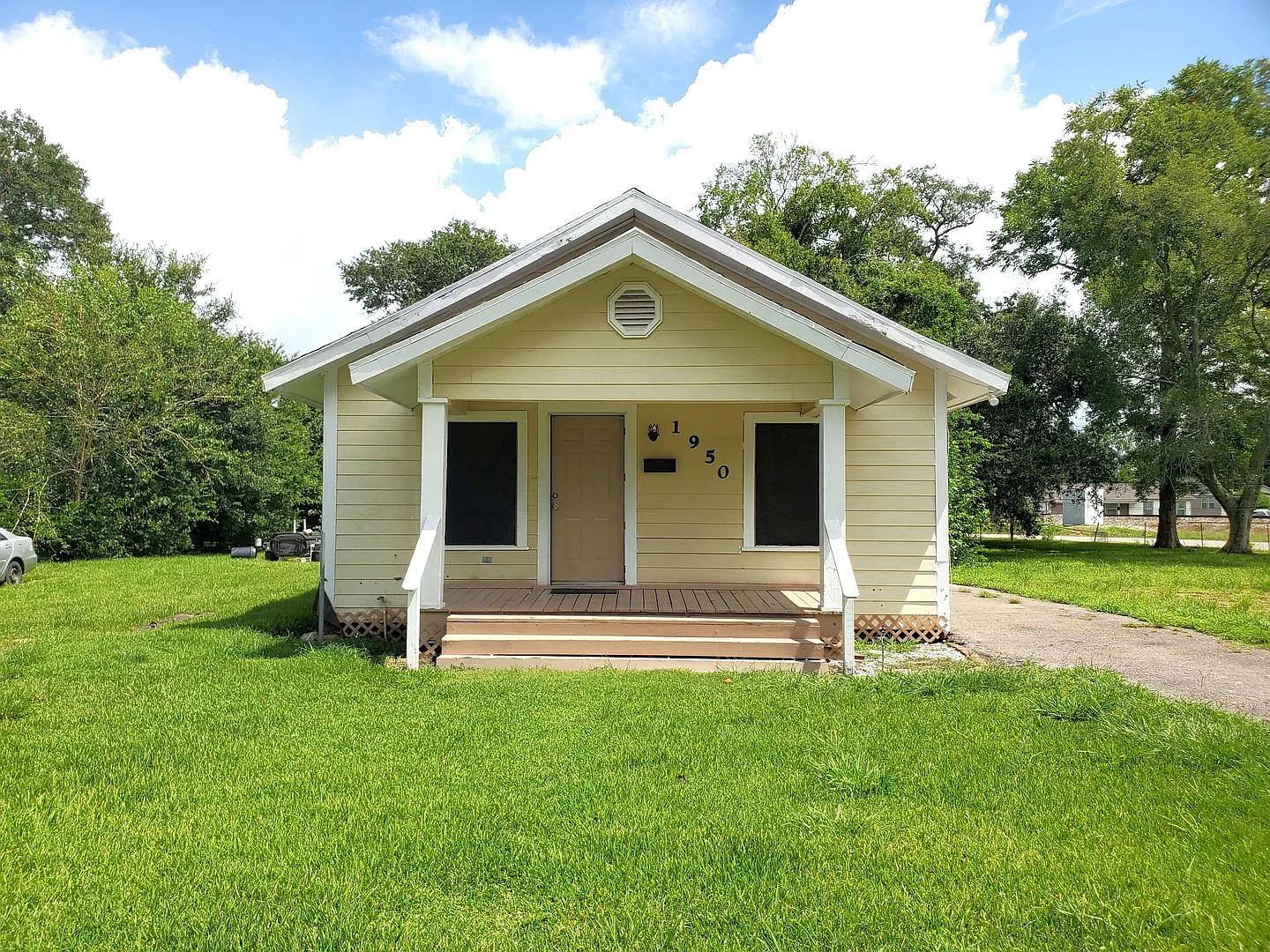 1950 Harriot, Beaumont TX 77705 — Photo 1