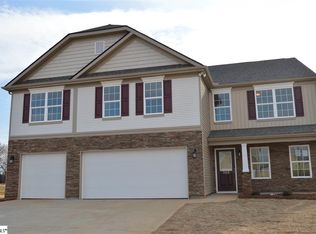 305 Victory Ln, Moore, SC 29369