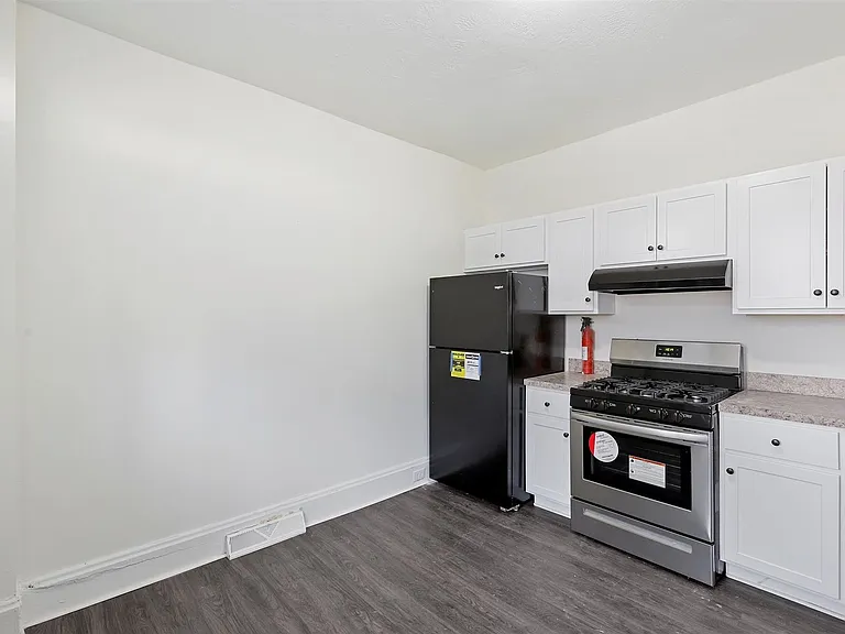 2312 Orange St — Photo 3
