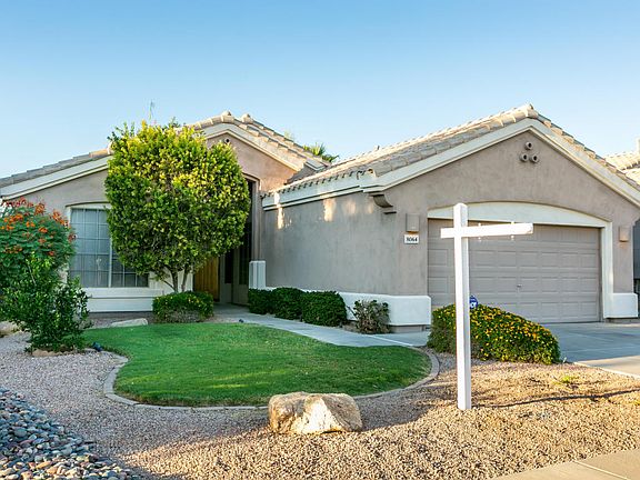 5th image of 8064 E Maria Dr